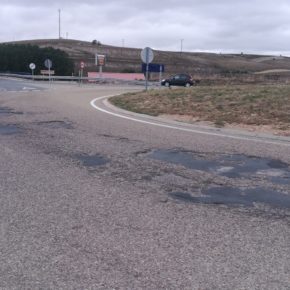 Mangas reivindica el carácter urgente en la reparación de las rotondas de acceso desde la N-627 a Aguilar de Campoo