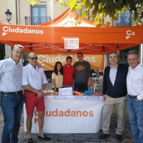 Ciudadanos participa en una recogida de material escolar en Palencia