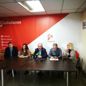 Rivero: “Hay que hacer reformas, el bipartidismo aún tiene muchas deudas pendientes con Palencia”