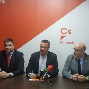 Izquierdo: “Pedimos al PSOE que deje de mentir: ni habrá recortes ni se cerrarán consultorios en Castilla y León”
